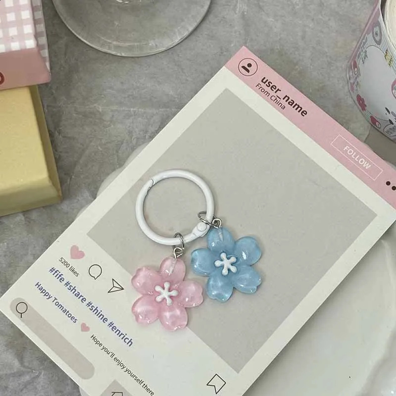 Simulated cherry blossom keychain resin flower jelly cherry blossom pendant keychain cherry blossom transparent flower doll pendant 250409