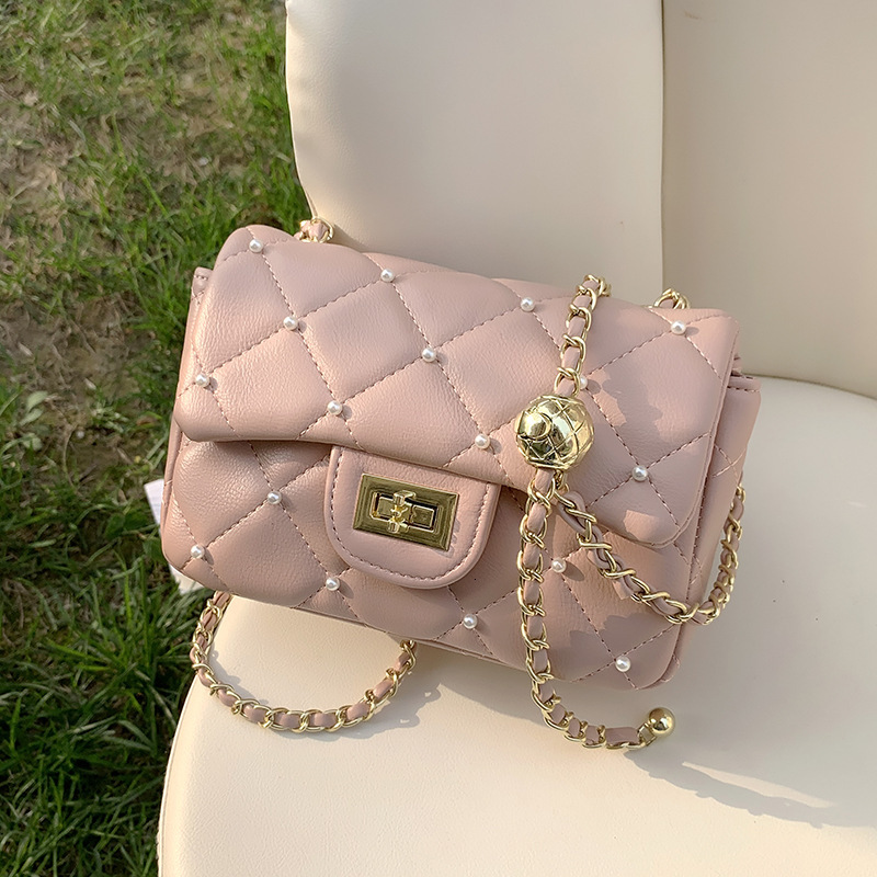 Luxury Brand Designer Bag Style Women's Bag Small Bag 2025 New Fashion Quilted Chain Women's Bag Cute Rivet Shoulder Bag Crossbody Bag
