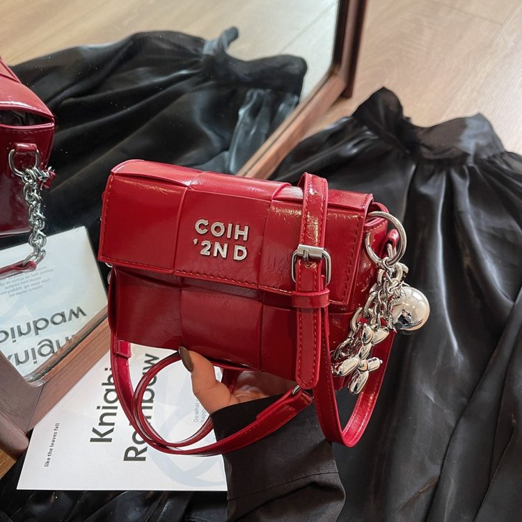 Vintage new style niche high-value small square bag woven fashion small bag single-shoulder versatile crossbody bag