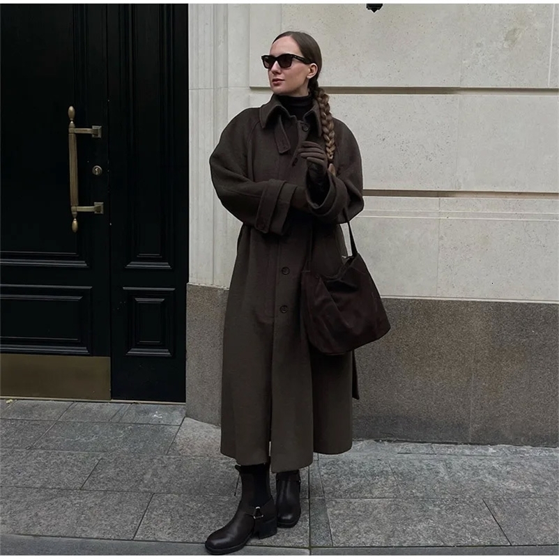 Elegant Grey Belt Coat Women Lapel Double Breasted Street Coats Female Autumn Winter Lady Peacoat 251104