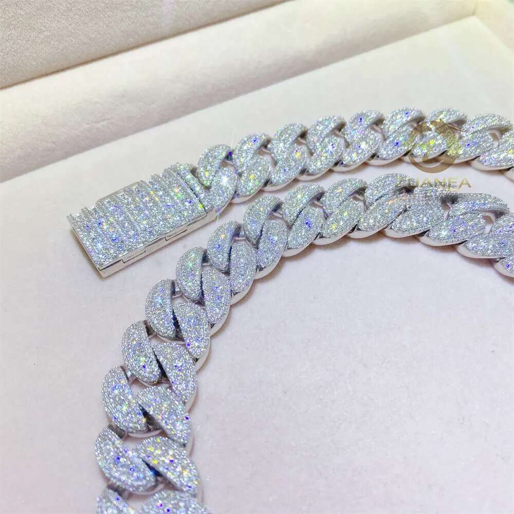 Fresh Bussdown 350g Hiphop 18mm S Iced Out Flawless Moissanite Miami Cuban k Chain