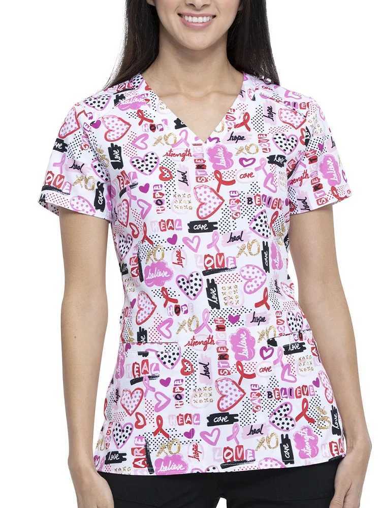 Love Print Scrubs Medical Uniform Para Mujer Top Mate Con Cuello En V Dental Uniform De Enfermera Camisa De Manga Corta Monos X250410