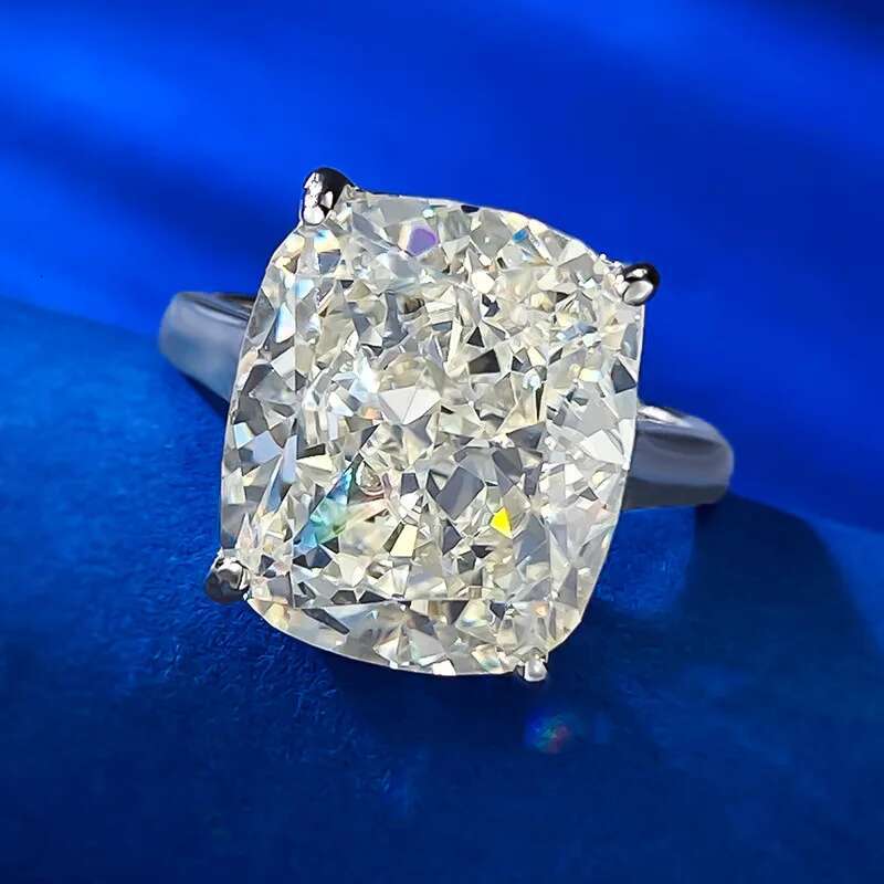 6CT Large Sparkling Cushion Moissanite Diamond Luxury Jewelry 925 Sterling Silver Solitaire Women Wedding Band Ring Gift