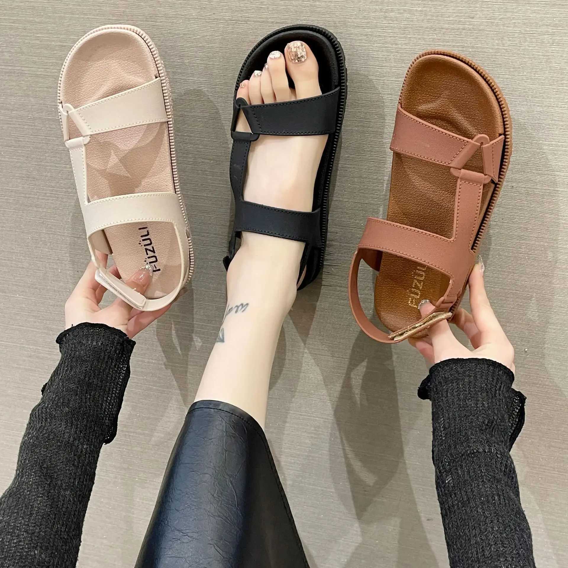 New womens sandals solid color strapless magic sole slider beach and seaside summer cooling sandalsXJ250410