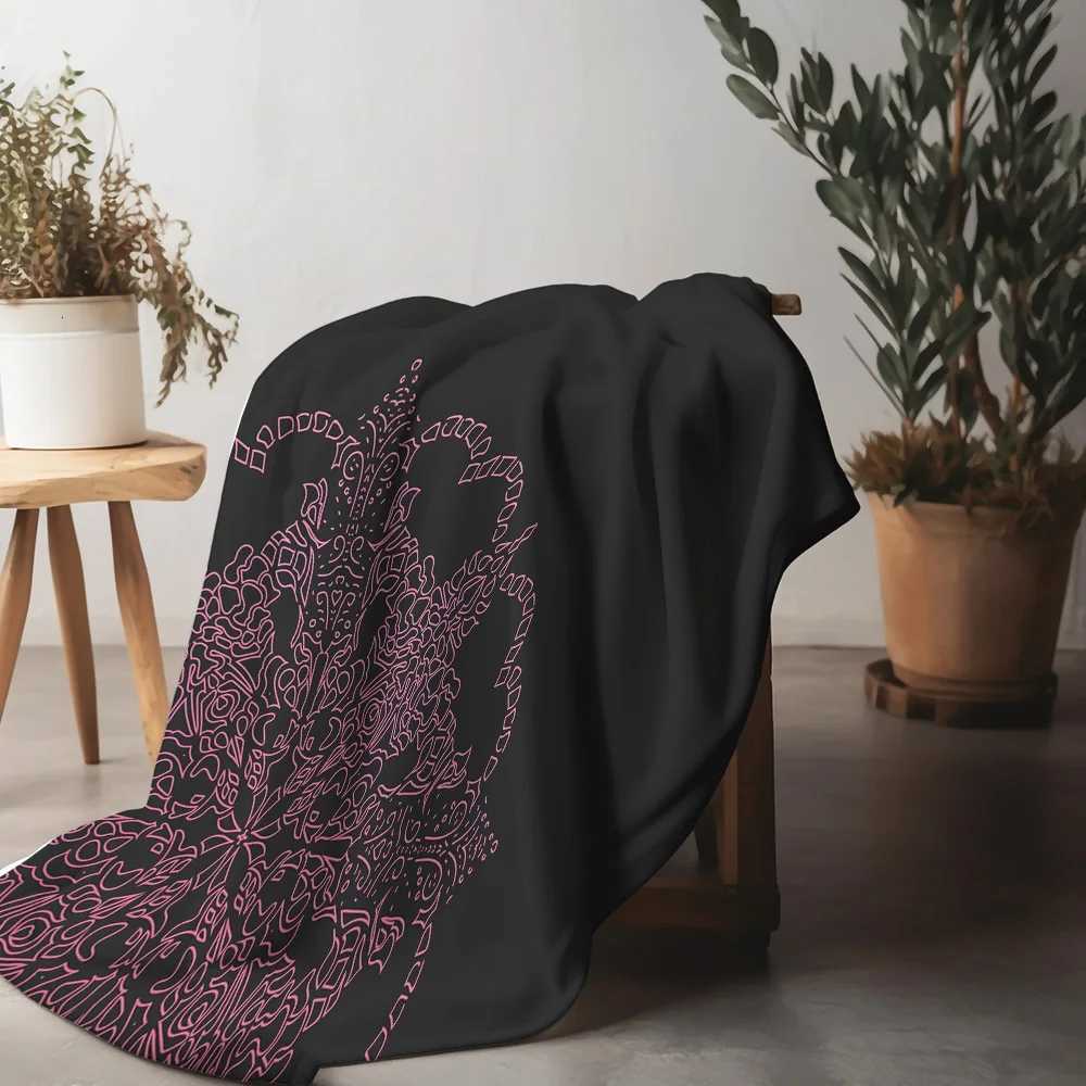 Trendy Decorative Throw Blanket Soft Plush Bed Sofa Throw Cushion Cover for Home Living Room Decoration C251111