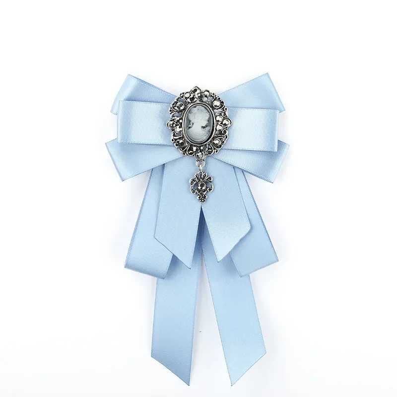 Luxury Retro Handmade Fabric Bow Brooch Ribbon Rhinestone Bowknot Necktie Lapel Pins Men Suit Shirt Collar Wedding Party Jewelry Gifts Y251111