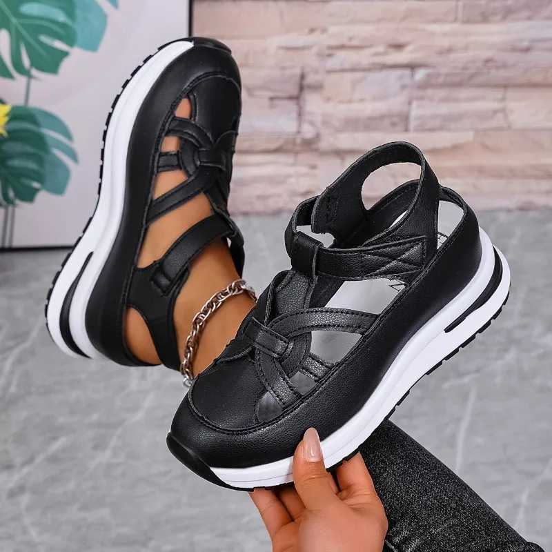 Hot selling womens sandals 2025 new item PU leather hollow design hook and loop N-slip thick soled sandals womens shoes no print ZapatosXJ250410