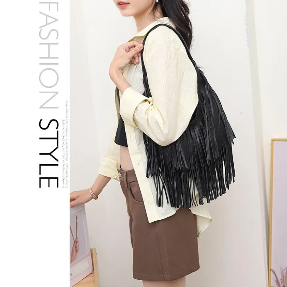 Fashionable PU Leather Long Tassels Handbag Cross Body Hobo Style Hobo Bag Armpit Bag Outdoor Activities 251110