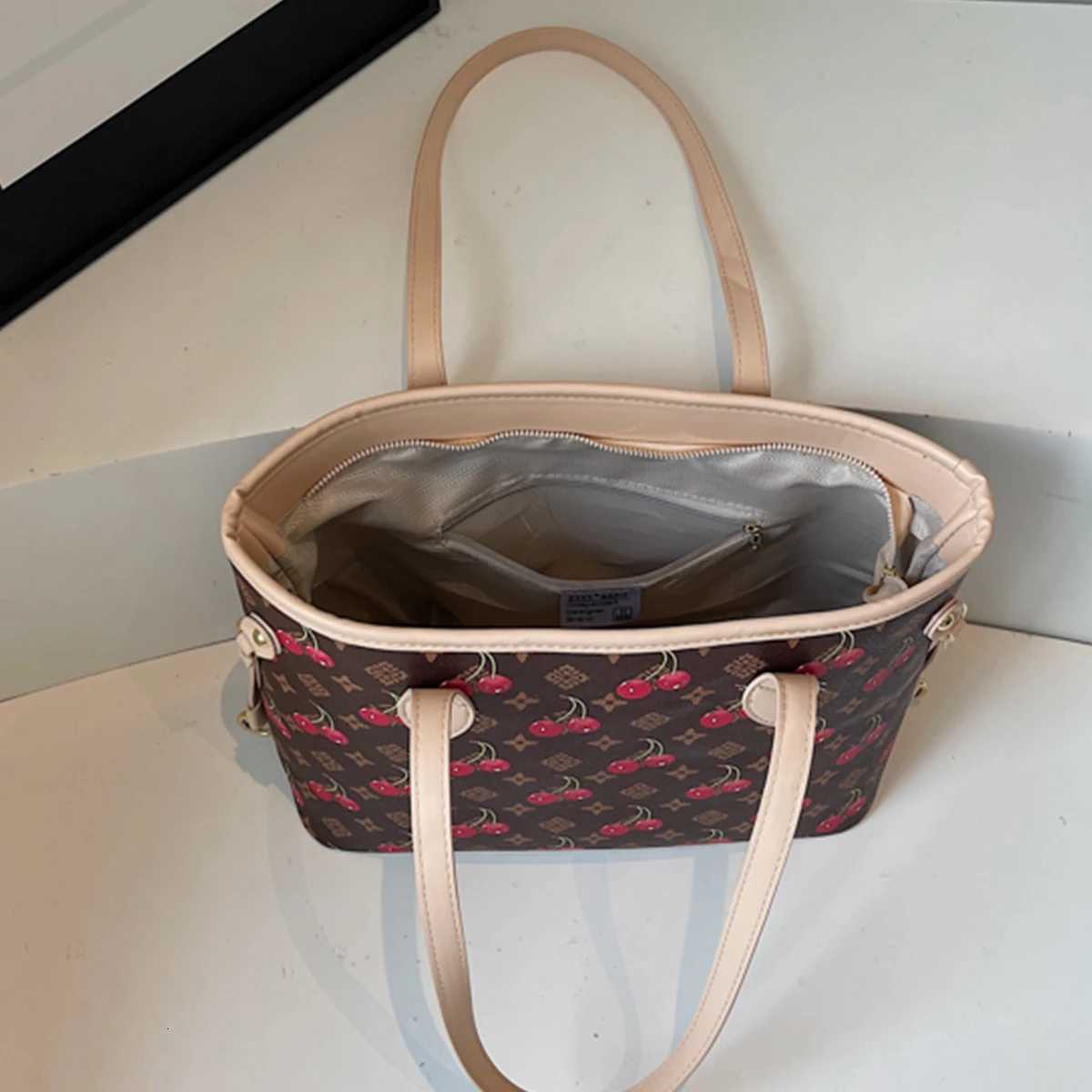 Women Fashion Shoulder Tote Bag Cherry Floral Print Solid Color Large Capacity PU Water Resistant Zipper Comfort Strap CommuteT251110
