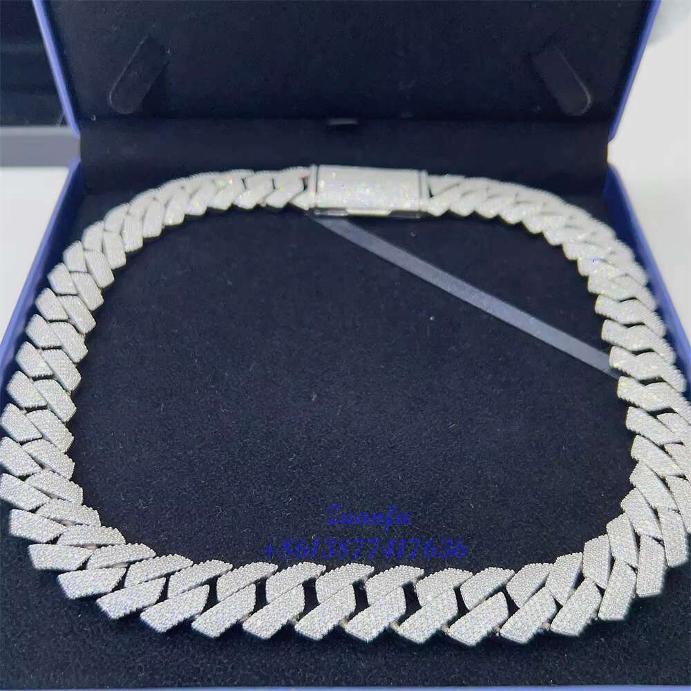 Pass Diamond Tester VVS Diamond Cuban Link Chain Luxury 15m18mm 20mm 4 Rows Hip Hop Jewelry Necklaces Moissanite Cuban Necklace