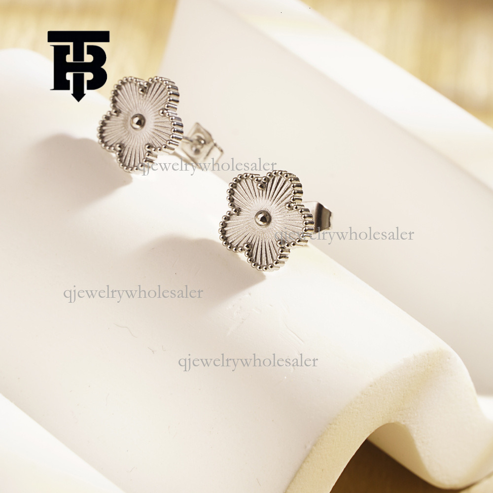 TB BHULAMTE Designer Fashion Shell Silver Needle Earrings European And American High End Luxury Korean Style Earrings Women's Jewelry Trendy Temp