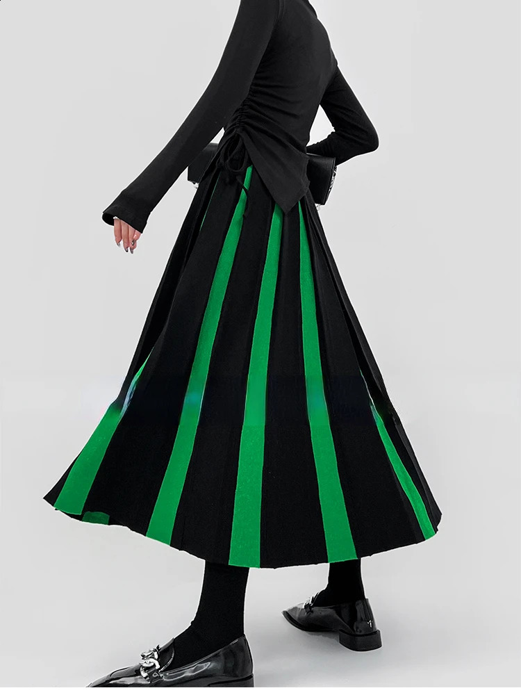 Elegant Womens Skiing Fashion 2024 Long Winter Knitted ALine Black and White High Waist Ultra Thin 250407