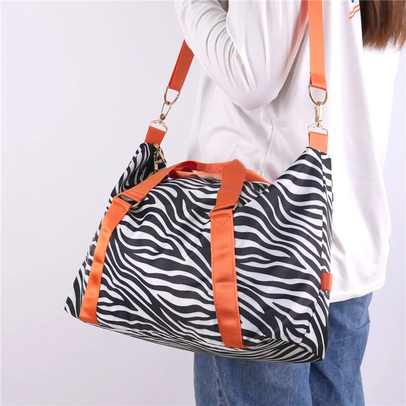 Large Capacity Women Travel Bags Duffle Shoulder Bag Multi-functional for Girls Female Sports Storage Fitness Handbag 251110