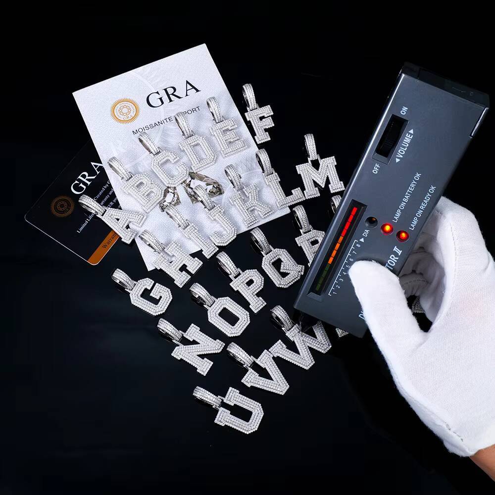 Hot Sale Mens 925 Silver Iced Out Moissanite Initial 26 Letters A-Z Pendant Hip Hop Style Fashion Pendant Customizable