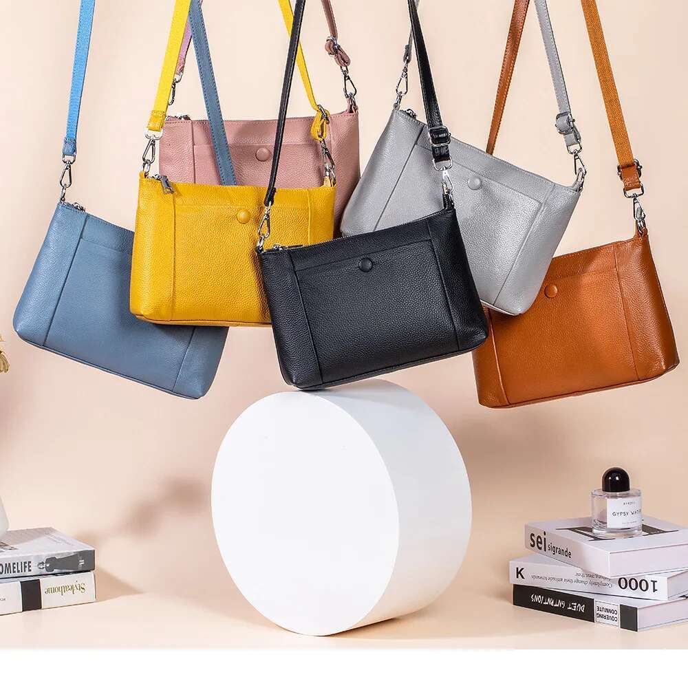 Genuine Leather High-Capacity Women's Shoulder Bag, New Versatile And Fashionable Small Square Handbag, Mom's Crossbody Bag