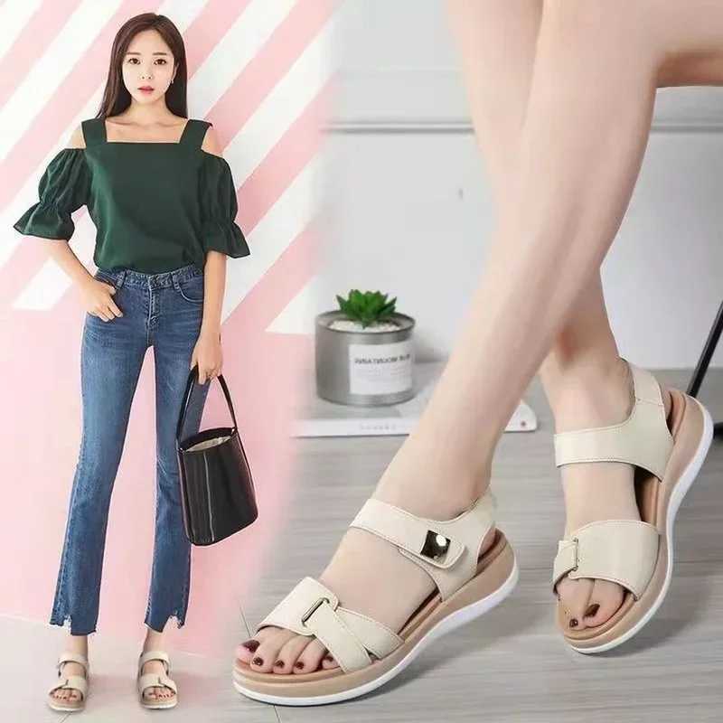 2024 New Summer Womens Leather Sandals Flat Shoes Summer Beach Large Size Fi and Variable Temperature Zapatos Para MujerXJ250410