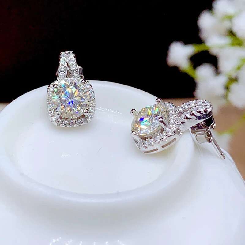 Luomansi Genuine 1CT D Color Moissanite Diamond Earrings 100% S925 Sterling Silver Super Shiny Wedding Jewelry