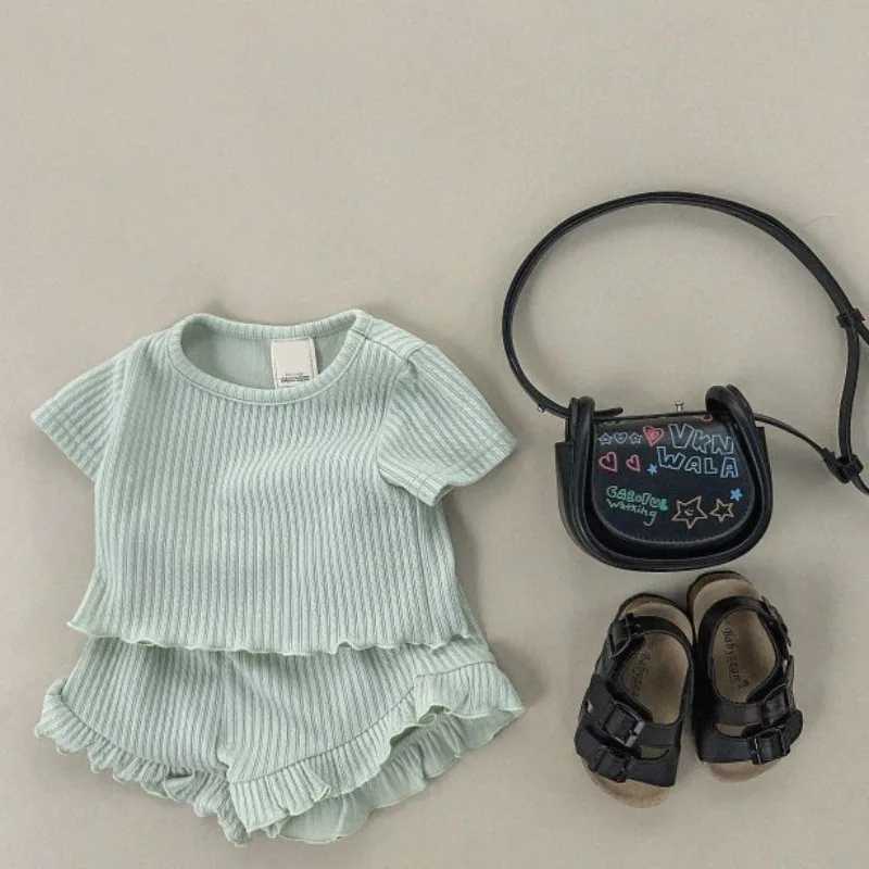 Baby summer cotton ribbed clothing set childrens short sleeved top T-shirt+shorts 2-piece set childrens casual pleated clothing setXJ250410