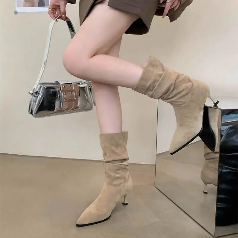 Women Suede Pointed Toe Mid Heels Women Chelsea Boots Mid-calf Retro Shoes Winter Shoes er Goth Chaussures Mujer 251110