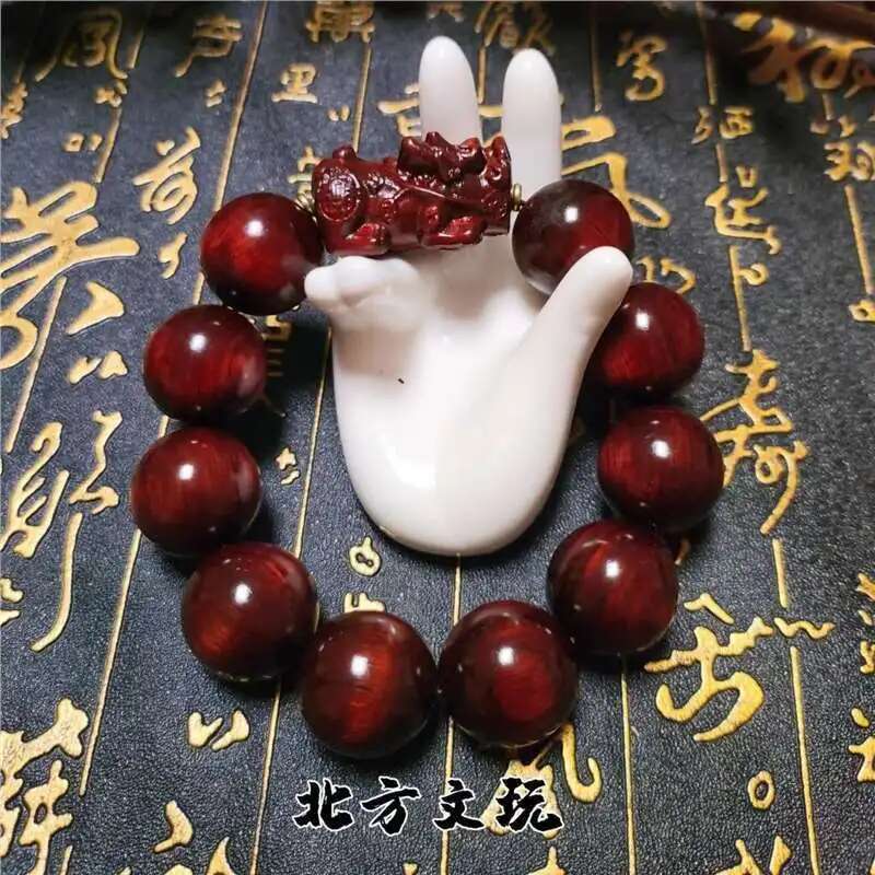 Small Leaf Rosewood Buddha Beads Rosary Wood Hand Toy Bracelet Sandalwood Men and Women Crafts Car Interior Ornaments