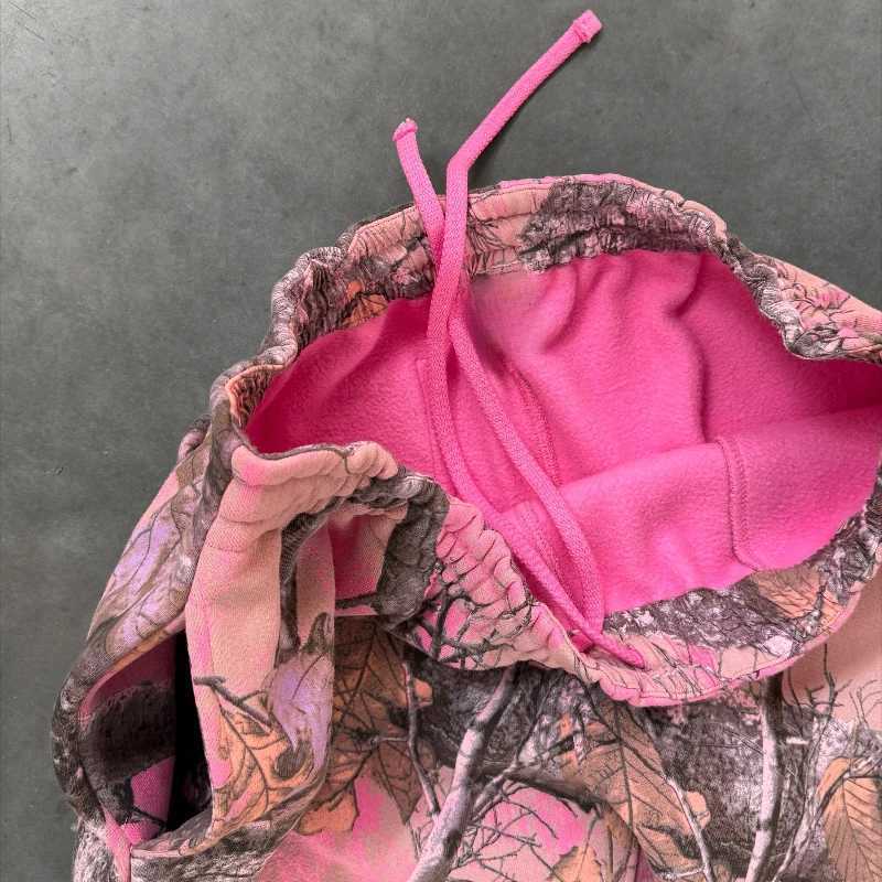 Y2K Fashion Sports Pants Pink Camo Printed Pattern Trouser Streetwear Harajuku Retro Camo Loose Neutral Straight Leg PantsXJ250410