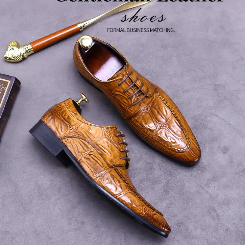 Fashion Pattern Mens Dress Shoes Genuine Leather Handmade Comfortable Quality Retro Wedding Social Shoes Man 251106