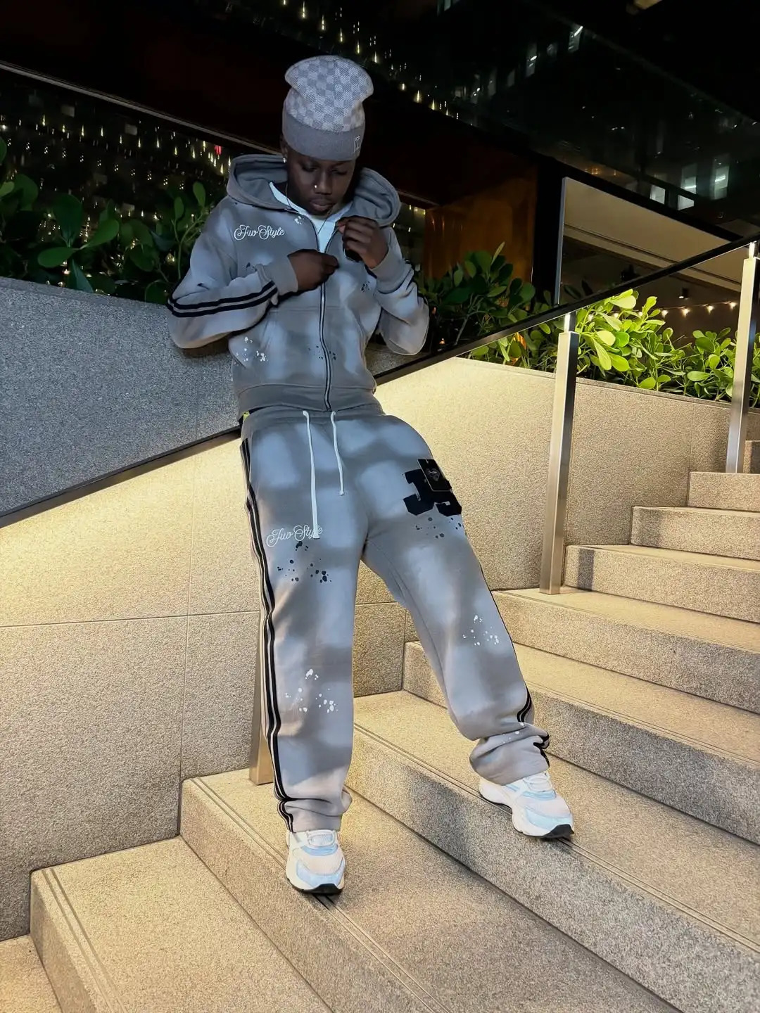 Y2K Light Grey Classic Style Sports Set Street Hip Hop Stripe Fashion Mens Wear 251111