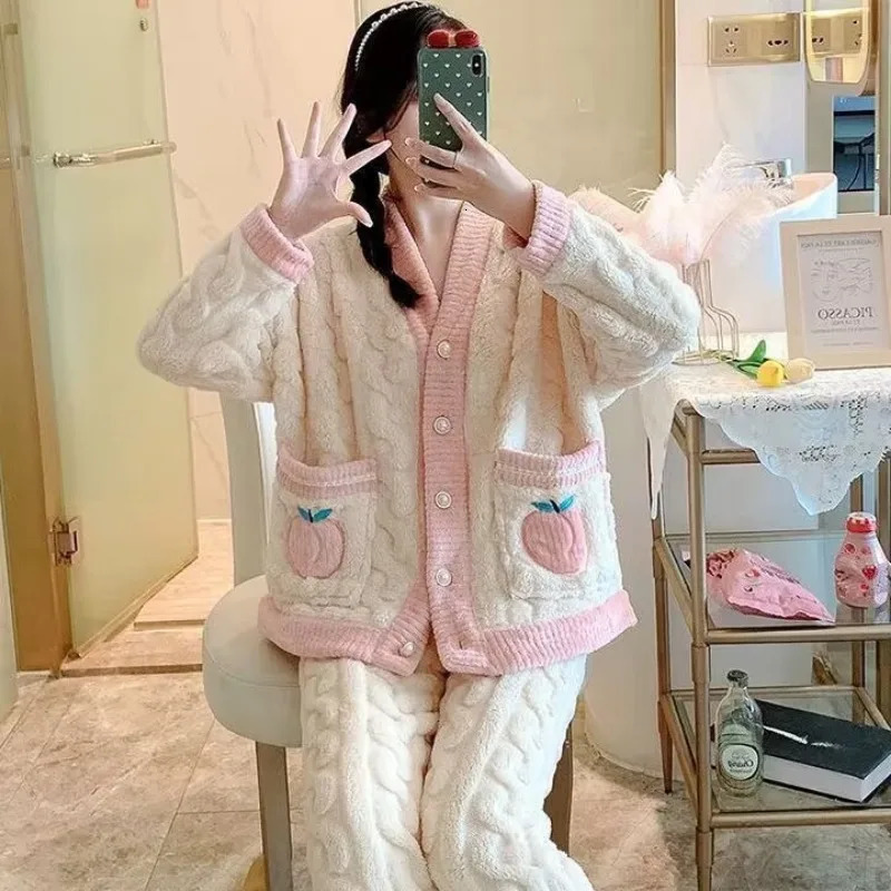 Thickened Warm Sleepwear Pink Peach Coral Velvet Women Homewear Suit Autumn and Winter Ladies Cardigan Two-Piece Set Nightwear 251106