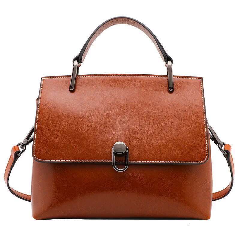 Women's Cowhide Leather Bags 2022 New Fashion One-Shoulder Handbags Ladies Classic Satchels Large Capacity Messenger Versatile