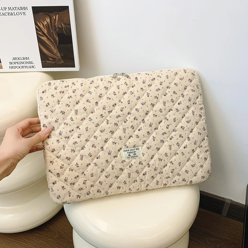 Flower Printed Laptop Sleeve Quilted Laptop Carrying Case Cute Computer Sleeve for 11-15 Inch Laptop Tablet 250407
