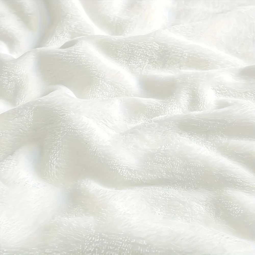 Cozy Heart Flannel Blanket Red Love Motif Beige Background Soft Plush Throw Sofa Couch Decor Romantic Warm Cozy Lover Gift C251111