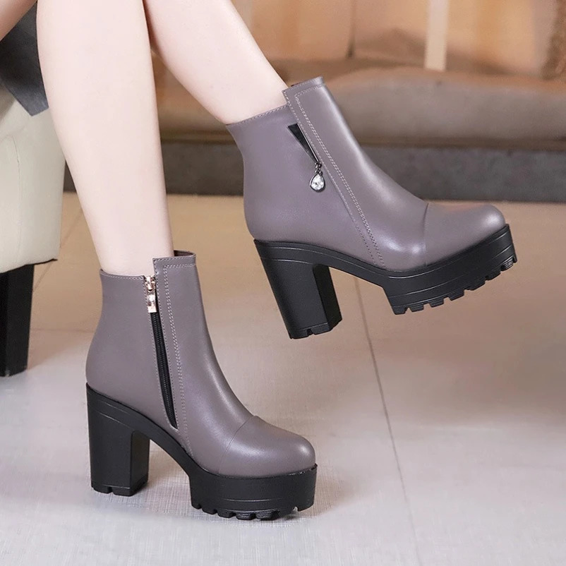 Small Size 32-43 Block High Heels Boots Women Fur Shoes Winter Soft Leather Thick Platform Ankle Boots Black Mother Office 251110