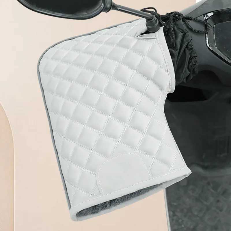 1 Pair Windproof Motorcycle Handlebar Covers Winter Warm Electric Scooter Gloves Waterproof with Thick Cotton Lining S25118