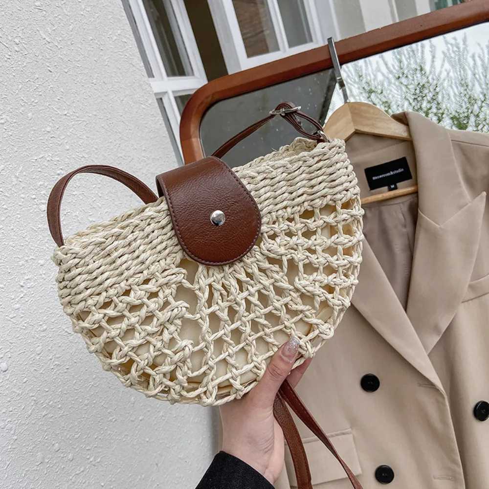 Woven Hollow Semicircle Bag Mobile Bag Bohemian Style Weave Straw Crossbody Bag Messenger Bags Beach Handbag Beach Shoulder BagT251110