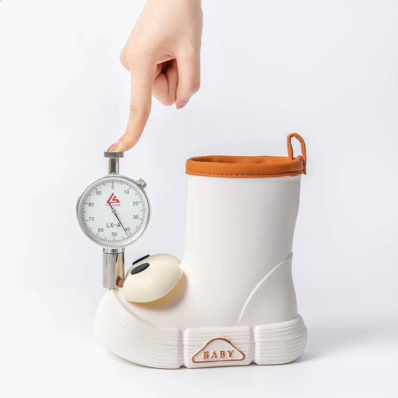 Cute big eyes childrens rain shoes four seasons general anti-slip rain boots wear-resistant rubber shoes 250410