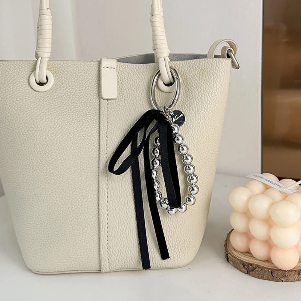 Elegant Pearls Ribbon Bowknot Bag Hanging Decoration Mobile Phone Keychain Retro Beads Key Rings Jewelry Girl Accessories 251110