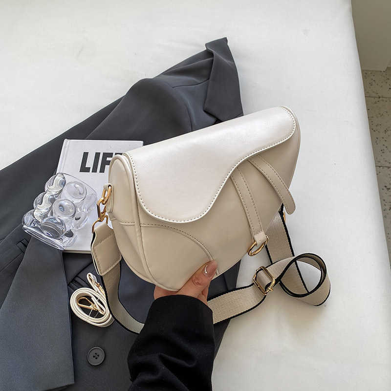 French niche design new womens popular versatile crossbody single shoulder armpit saddle bag bigclothfgg22