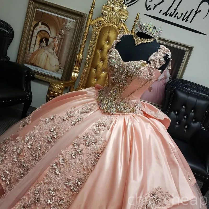 Pink Debutante Quinceanera Dresses Beaded Crystals Floral Lace Spaghetti Tulle Vintage Ball Gown Elegant Lace Birthday Party Dress Sweet 16 Prom Gowns
