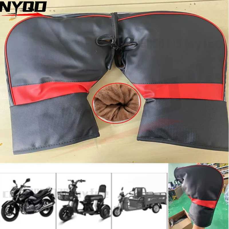 Motorcycle handlebars with reflective strips winter thick warm riding gloves Motorcycle Rainproof Handlebar Cover moto Guantes S25118