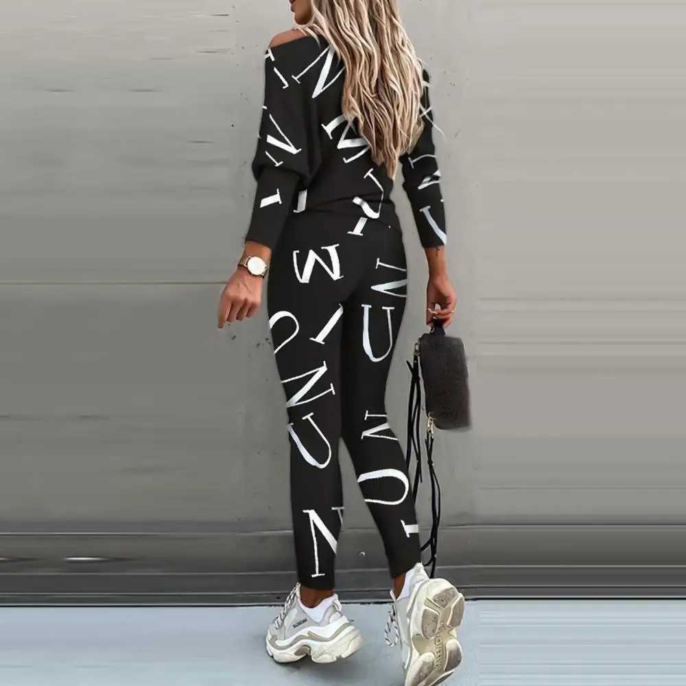 Casual sportswear two-piece set shoulder set womens spring letter set sportswear skin friendlyW250411