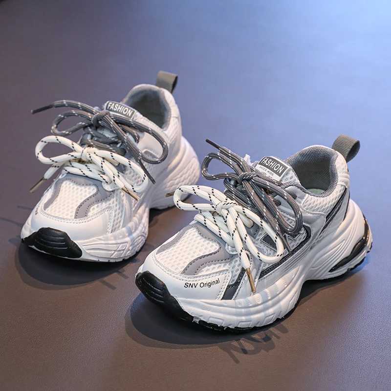 Fashionable childrens basketball shoes boys and girls anti slip childrens sports shoes lightweight outdoor sports shoes coach football uniforms Z25041