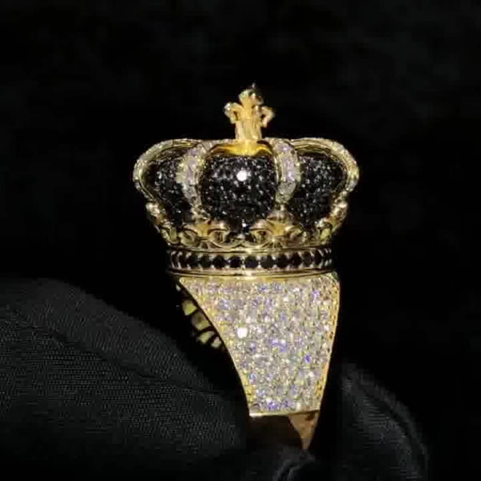 Iced Out Original Black White Moissanite Diamond King Crown Ring 925 Silver With Gold Plated Hip Hop Custom Men Birthday Gift