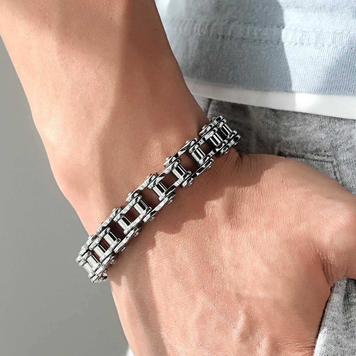 Stainless Steel Biker Chain Bracelet Mens Bracelet Link Chain Motorcycle Bicycle Style Bracelets Fashion Punk Bangles Jewelry L251111