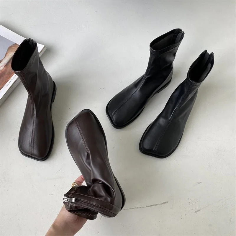 Women Leather Ankle Boots Flats square toe Shoes Trend Snow Boots Walking Goth Chelsea Boots Zip Female Zapatos 251110