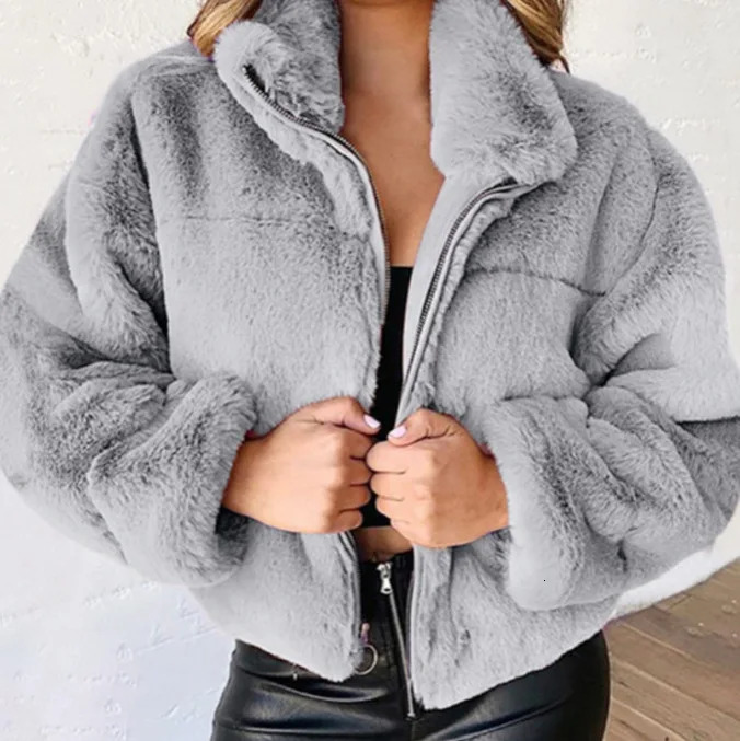 2025 Winter Womens Warm Jacket Zipper Cardigan Faux Fur Fashion Long Sleeve Stand Collar Plush Coat for Female 251103