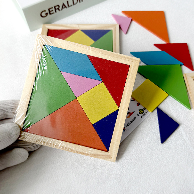 Thickened wooden tangram puzzle block assembly toy size 11.2x11.2x0.6cm, very popular among little children