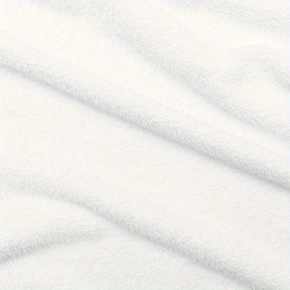 Christmas Elements 1pc Vintage golden texture cedar snowflakes Christmas tree Christmas print blanket soft and warm blanket C251111