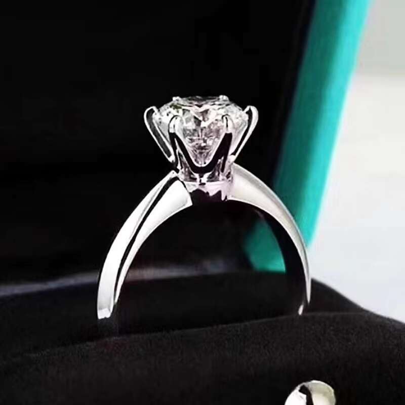 Wholesale Simple T Six-Claw Womens Moissanite Wedding Ring 50/1/2/3/5 Karat Cross-Border 925 Sterling Silver
