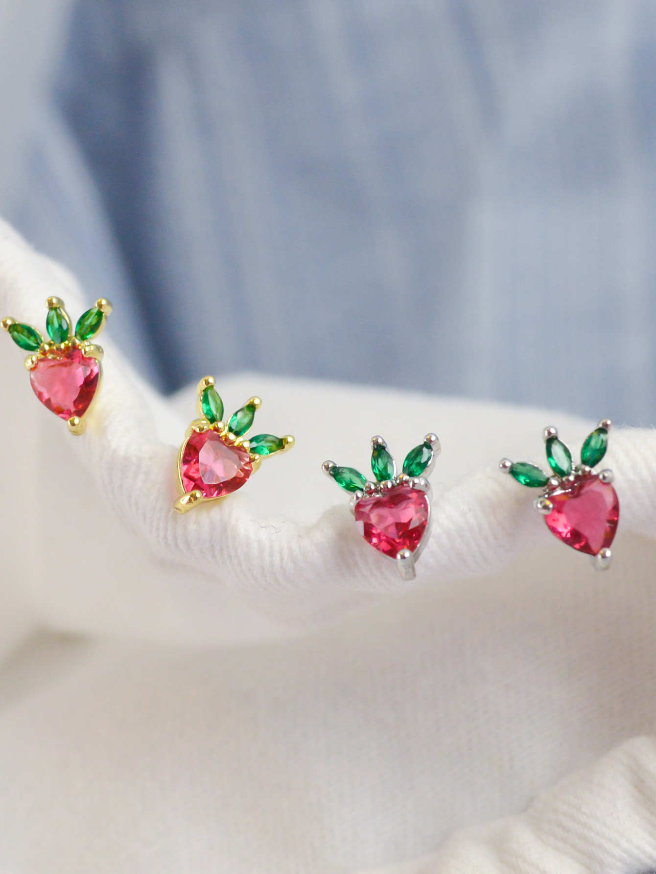 Elegant Ladies' Radish-Shaped Earrings - High Gloss Finish & Vibrant Color Saturation