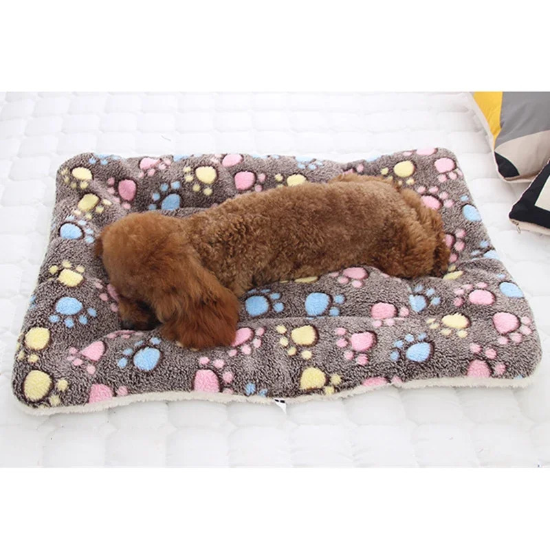 Soft Flannel Pet Mat dog Bed Winter Thicken Warm Cat Dog Blanket puppy Sleeping Cover Towel cushion for small Medium large dogs 251110
